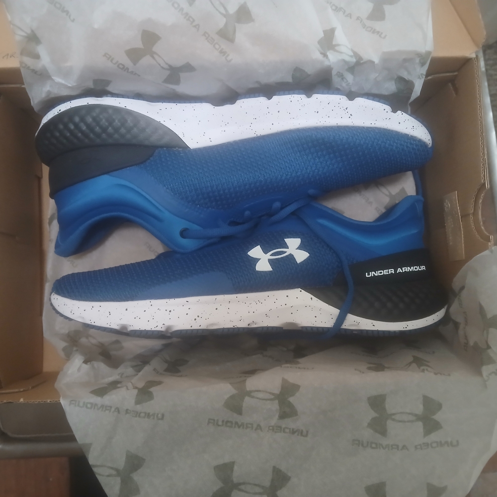 Under Armour Men's Size 11 Blue Lightweight Athletic Shoes